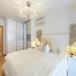 Viva La - Two-bedroom With Shared Pool Apartamento Cavtat